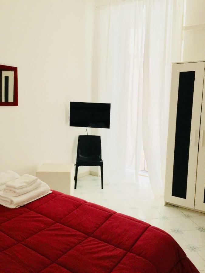 Dimora Dei Mercanti Salerno Bagian luar foto