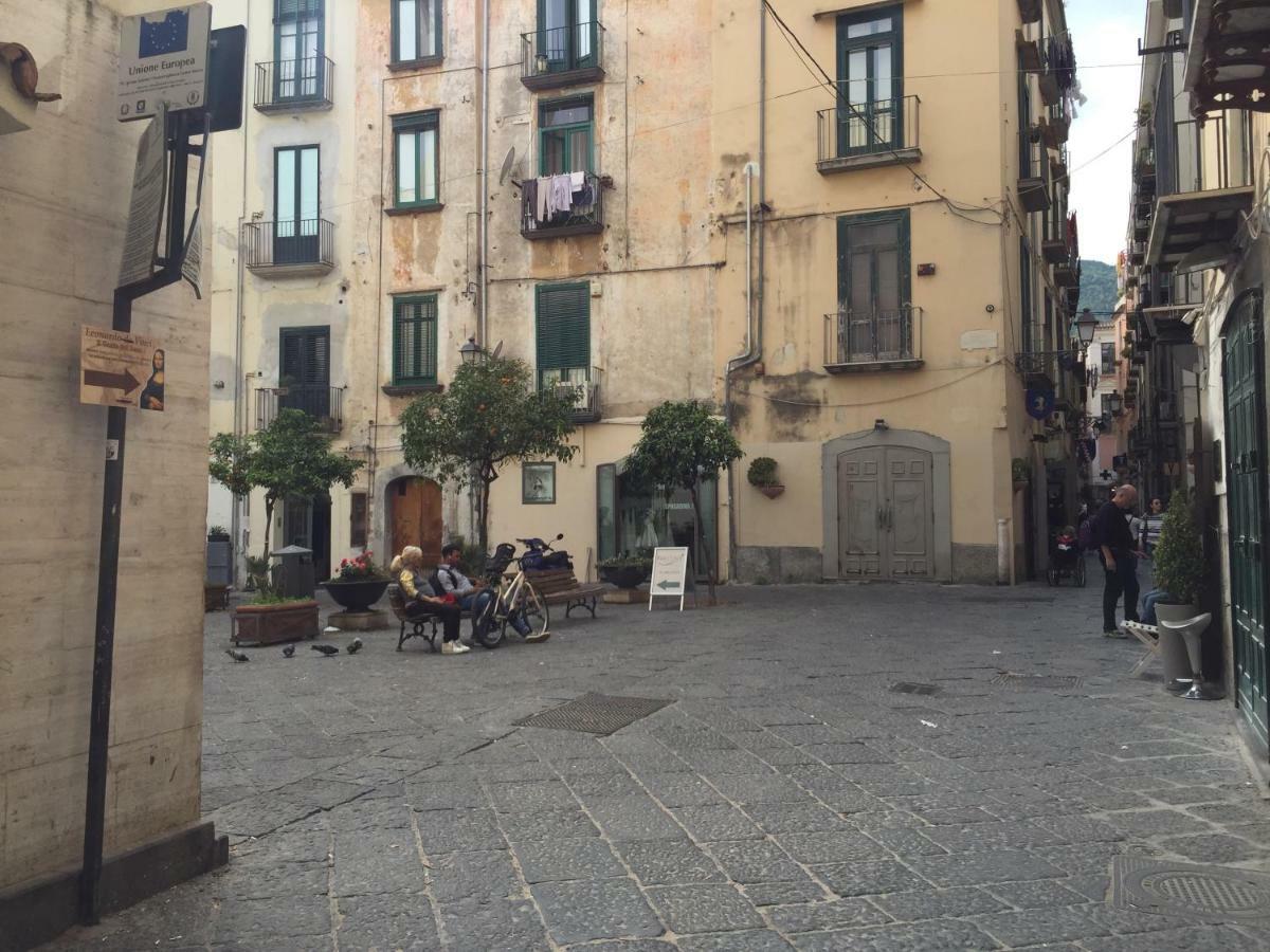 Dimora Dei Mercanti Salerno Bagian luar foto